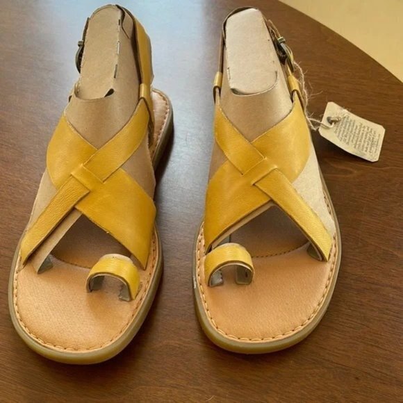 NEW Born Inya Crossover Sandal YELLOW LEATHER Womens Size 6M Shoes - Picture 5 of 6